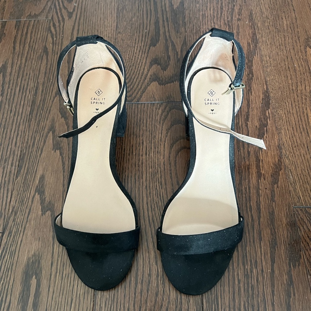 Call it Spring Low chunky heel sandals